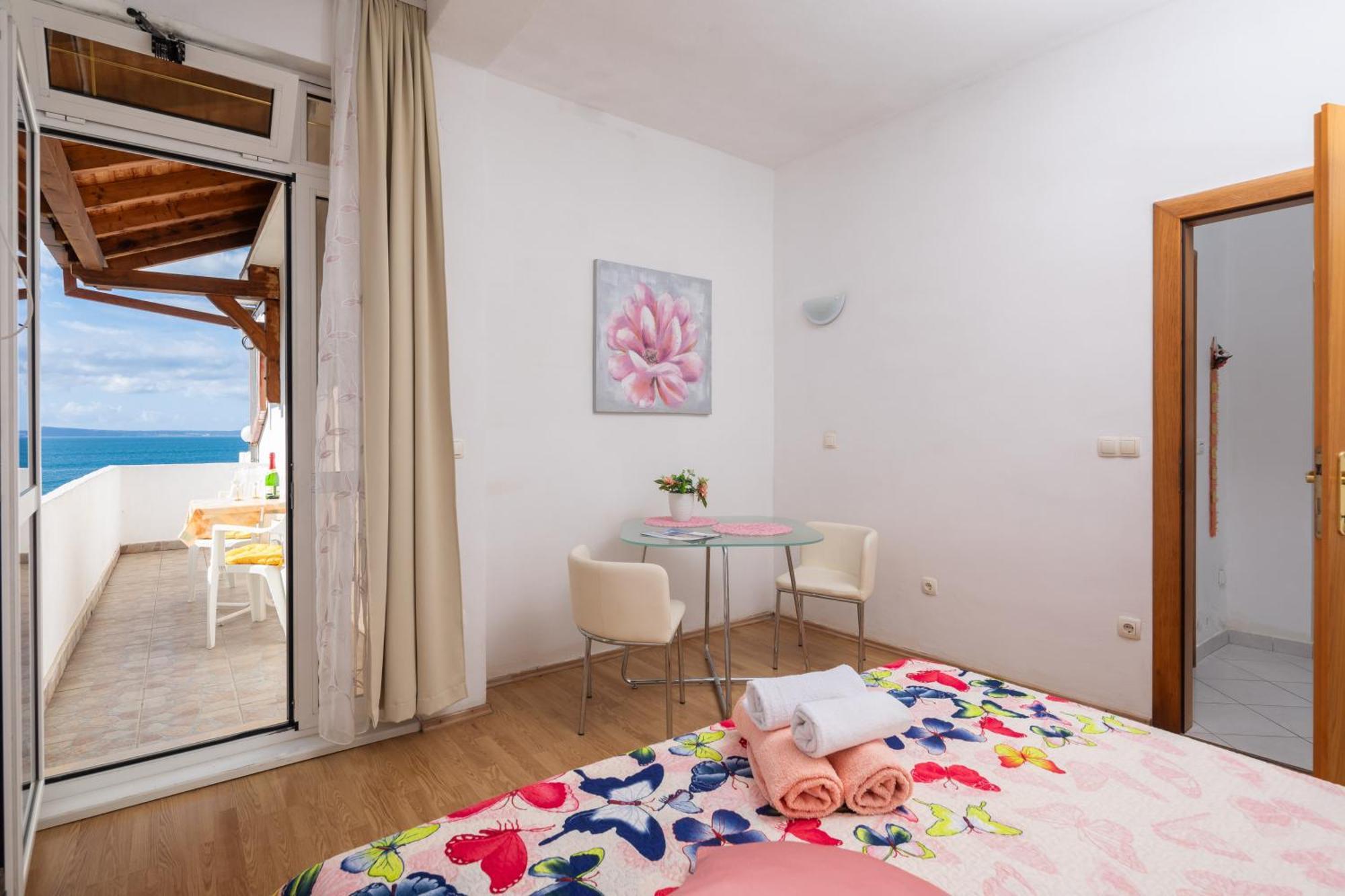 Sky Way Apartments Dugi Rat Eksteriør billede